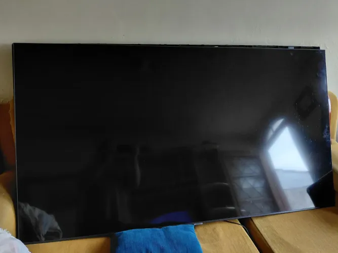 Tv samsung 70 polegadas para aproveitar peças(sucata) modelo UN70TU7000G