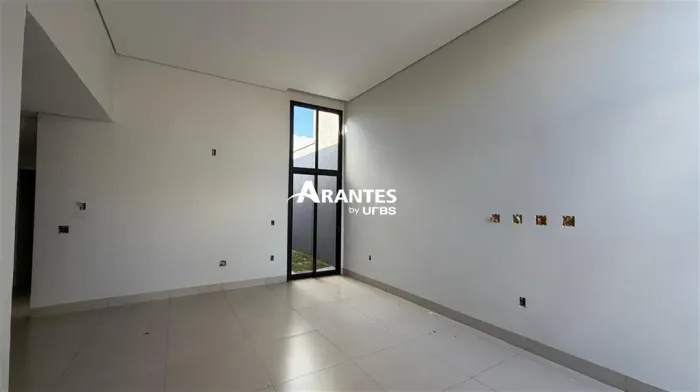 Casa com 144,87m² 3 quartos à venda no bairro Loteamento Portal do Vale II