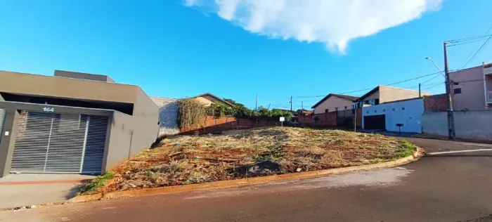 Terreno de esquina, na parte mais alta do loteamento. Jardim Paraná, Cambé - PR