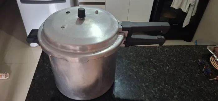 Panela de pressão Industrial Fulgor 20L 