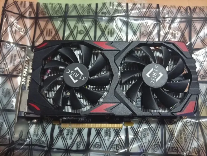 Placa de vídeo AMD Radeon RX 580 8gb marca 51Risk no estado.