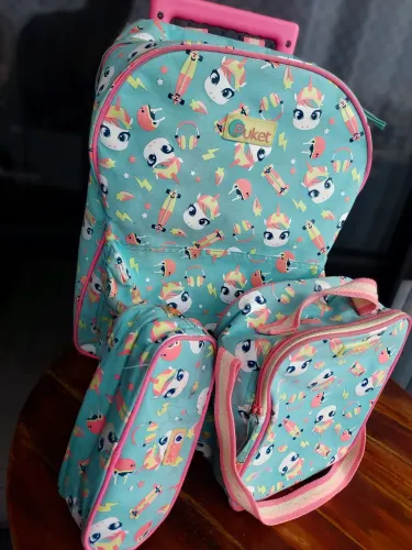 Kit Puket mochila bolsa, lancheira e estojo