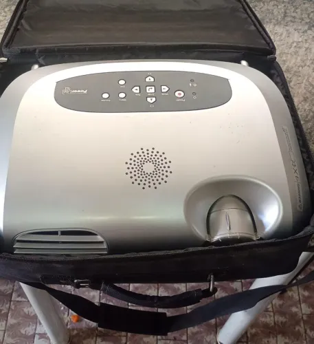 Projetor Epson profissional completo