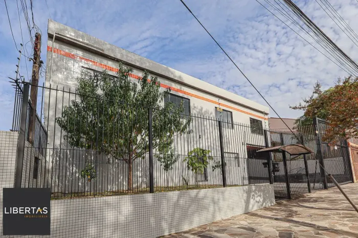 Pavilhao Comercial, Locação / Venda, 596 m², Bairro Partenon, Porto Alegre