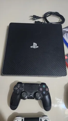 PS4 Slim 1T