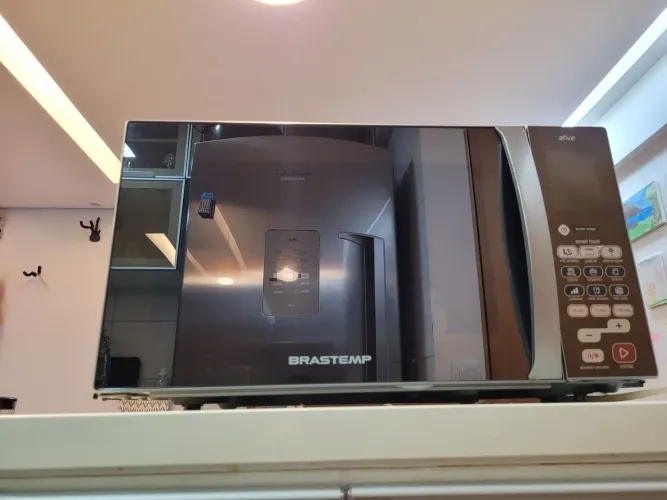 Micro-ondas Brstemp Ative 38L espelhado