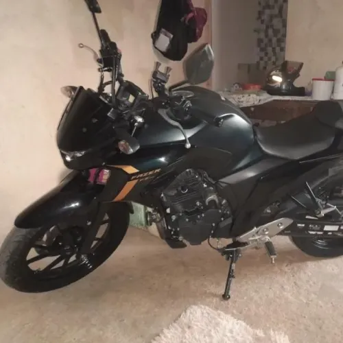 Moto excelente