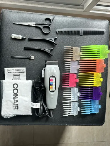 Maquina de cortar cabelo conair 127V
