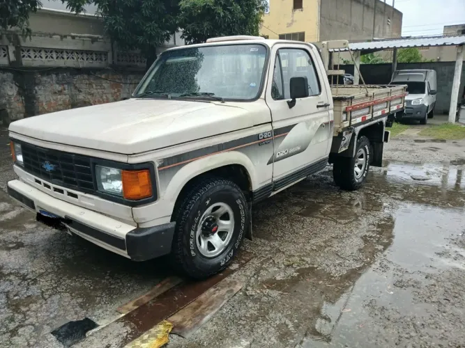 Chevrolet D-20 S / Luxe 3.9/4.0 Diesel 1989