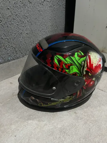 Vendo capacete