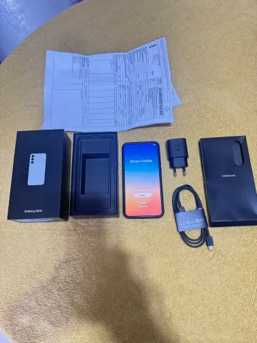 Samsung Galaxy S24+ completo com acessórios originais e NOTA FISCAL. 512GB - 13GB RAM