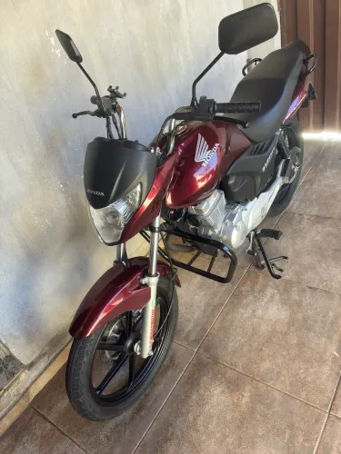 TITAN 16mil KMs ORIGINAIS