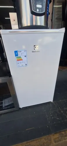 Frigobar Electrolux 90lts