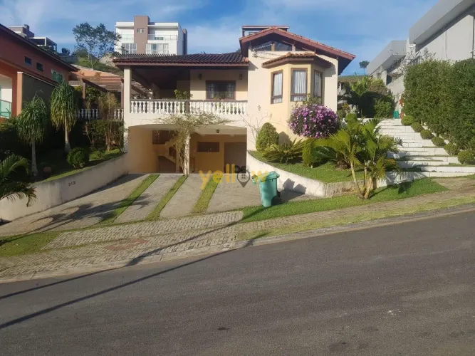 Casa no Condomínio Reserva Ibirapitanga - Santa Isabel/SP