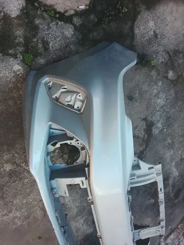 Vendo para choque Fiat argo 2021/2022 original com avaria