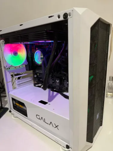 PC Intel I7 14700k + 32GB HyperX Fury DDR5