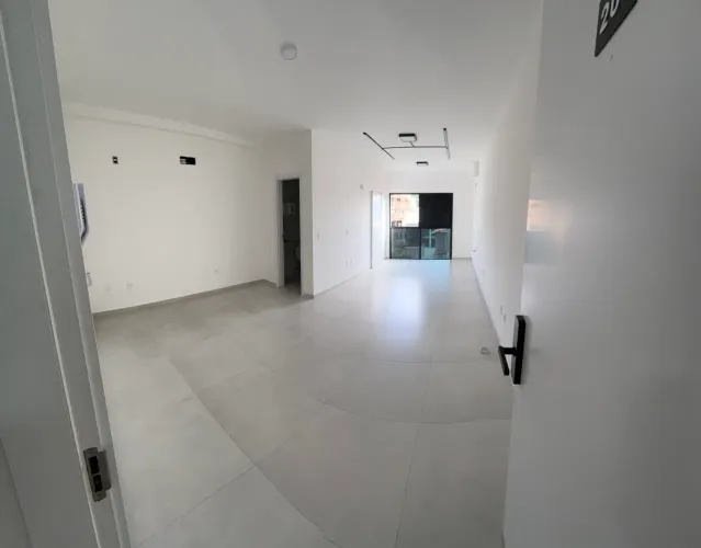 Linda Sala comercial - Areias São José
