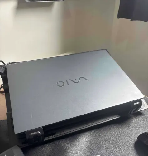 Notebook Sony Vaio  em excelente estado preço oportunidade pra ir embora 