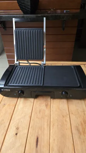 Grill/churrasqueira elétrica cadence