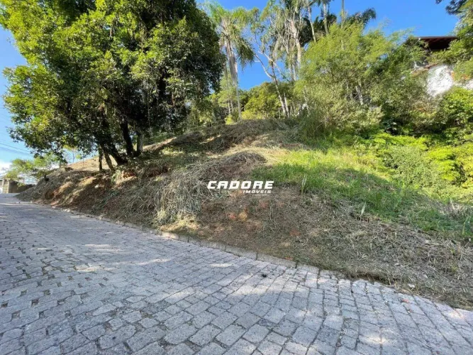 Terreno com 669,13m² no Garcia  Excelente Potencial de Aproveitamento I Cadore Imóveis