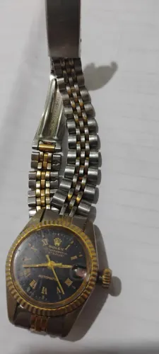 Relógio de pulso ROLEX OYSTERQUARTZ DAY DATE com fecho de báscula