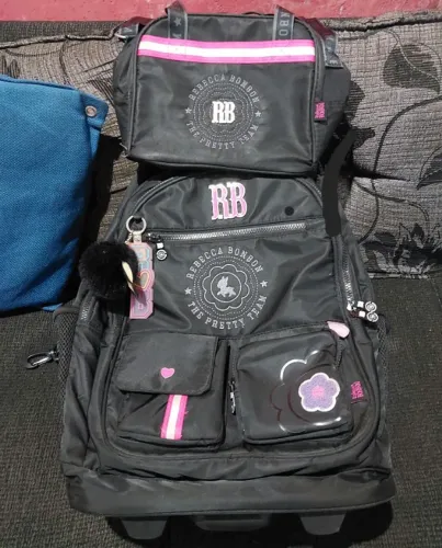 Mochila rebecca bonbon com lancheira