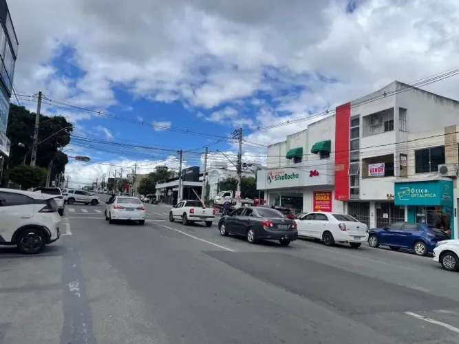 VENDE-SE APARTAMENTO 3/4. PRIMEIRO ANDAR EM ALAGOINHAS-BA