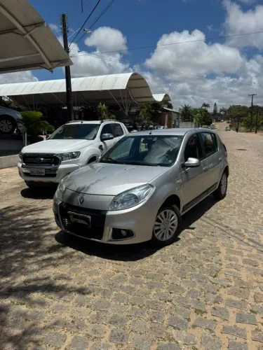 Renault Sandero Privilège Hi-flex 1.6 16V 5P AUT 2012