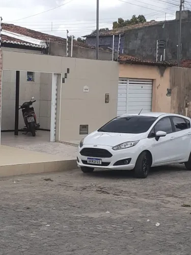 Ford Fiesta 1.5 16V Flex Mec. 5P 2014