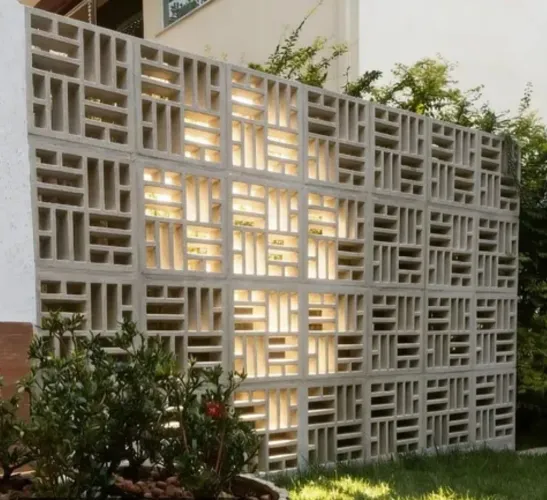 Fabricação de elementos vazados cobogós em cimento