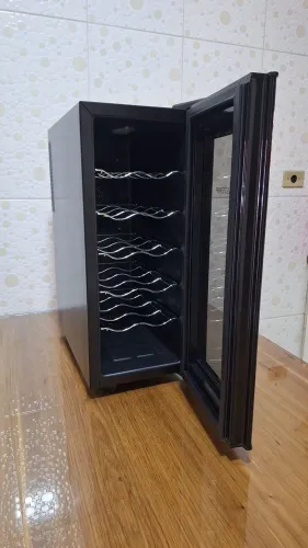Adega Climatizada Brastemp 12 Garrafas com Painel Touch All Black BZC12 B Preto
