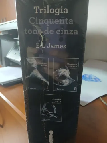 Trilogia Cinquenta Tons de Cinza