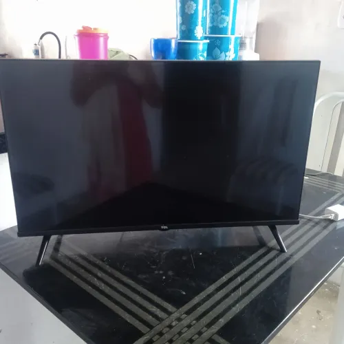 Vendo televisão com defeito ela liga só não aparece a imagem