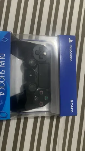 Controle PS4 seminovo