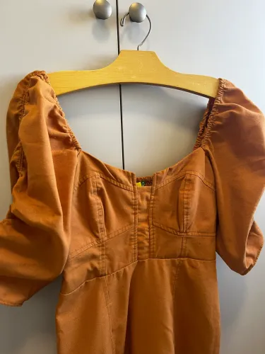 Vestido curto FARM