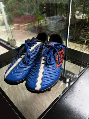 Chuteira Umbro Fifty Society Tamanho 37 Em Ótimo Estado