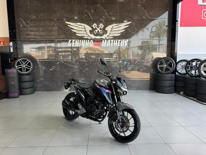 YAMAHA FZ25 FAZER ABS