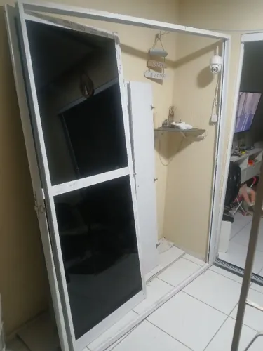 Porta Aluminio correr com película
