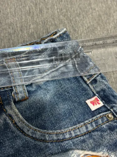 SHORTS JENS INFANTIL DESGASTADO