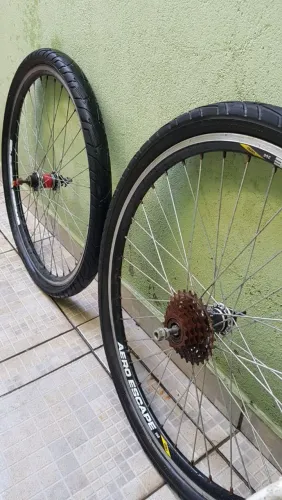 Pneu aro 26 Aero