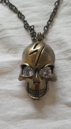 Colar de caveira diamante decoração festas