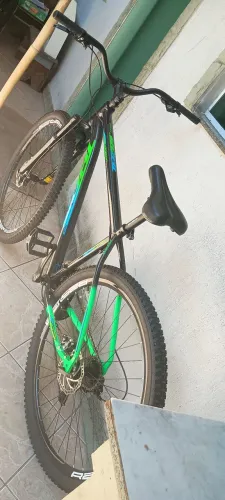 Bicicleta aro 29 com marcha freio a disco 700,00 ZAP * retiro vr