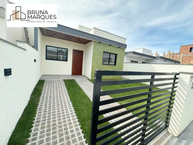 Casa Nova à Venda Excelente Localização!