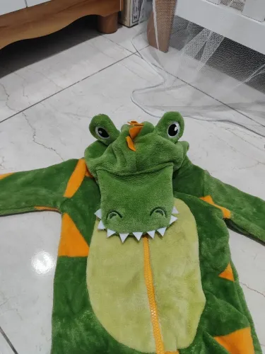 Pijama bebê de jacaré 