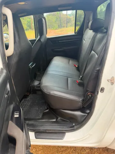 Toyota Hilux CD 4X4 2.8 Diesel Mec. 2021