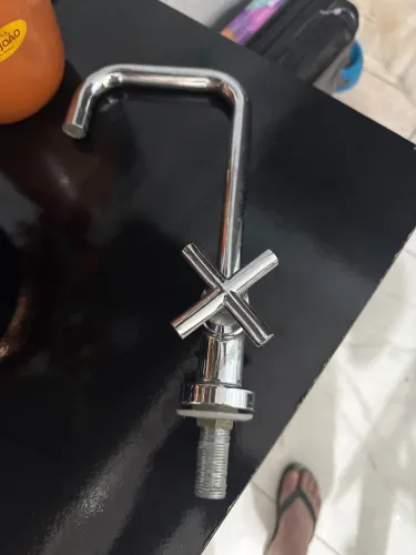 Torneira de bancada para pia de cozinha