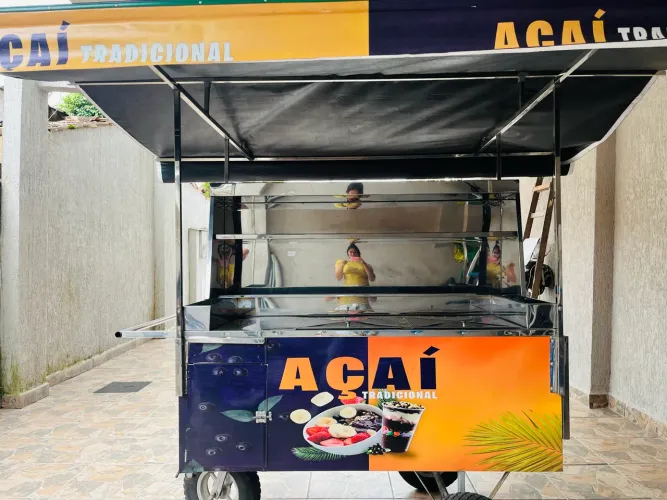 Carrinho de açaí grande