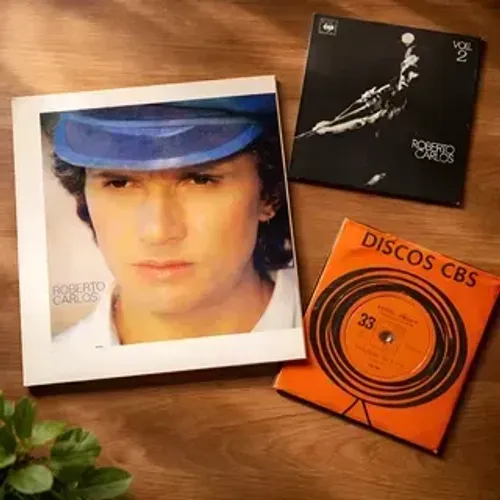 *3 Discos Roberto Carlos: (1)LP 83 (2)Vol.2, 73 (3) "Amada Amante", "Eu Só Tenho 1Caminho"