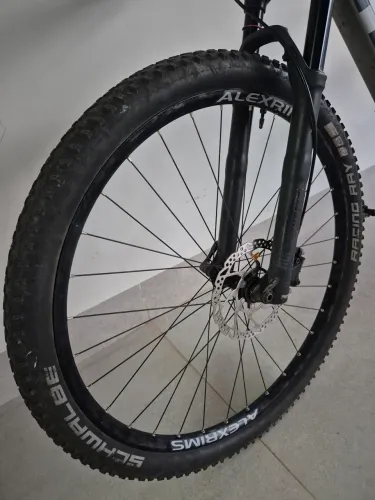 Rodas Alexrims
