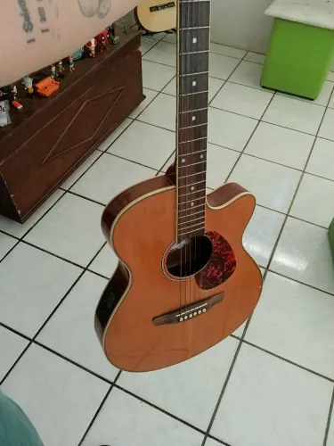Violão eletroacústico Strinberg